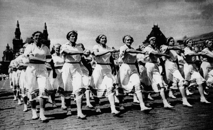 ГТО: Какие были предпосылки возникновения комплекса ГТО?.